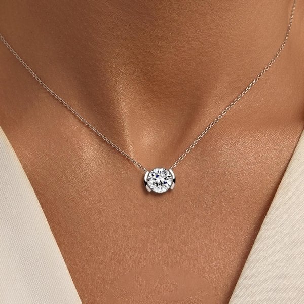 Italo Half Bezel Round Cut Pendant Necklace For Women